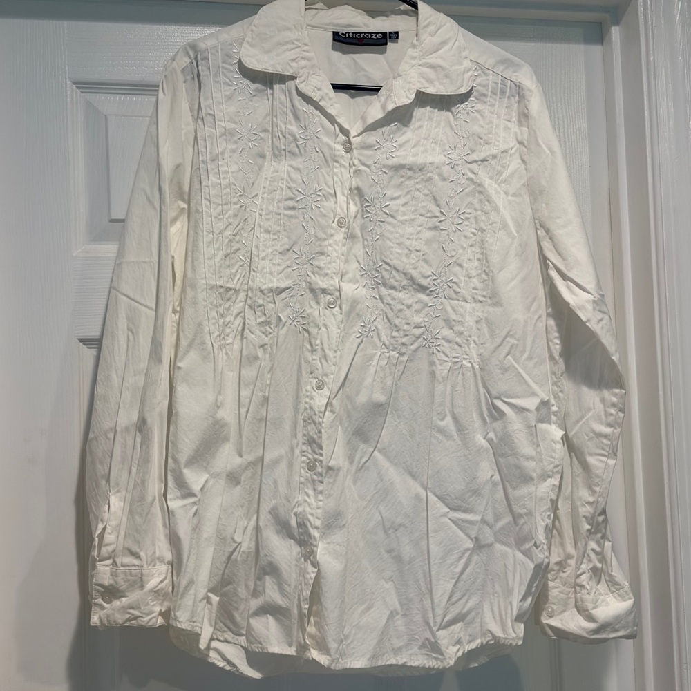 White Casual Button Down Shirt with Classic Collar